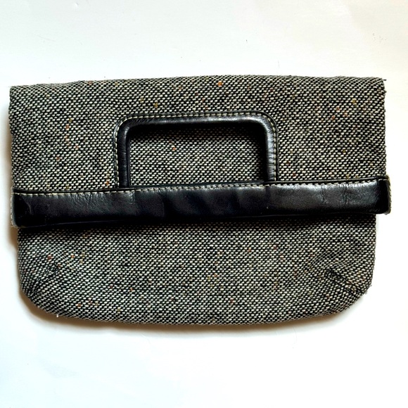 Banana Republic Clutch Purse - Picture 1 of 8